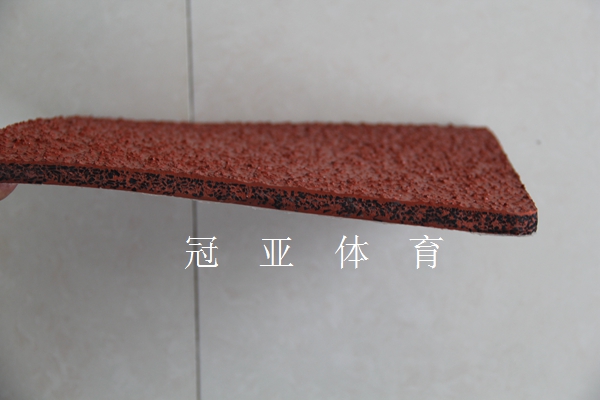 混合型<a href=http://www.pjhwys.cn target=_blank class=infotextkey>塑膠跑道</a>