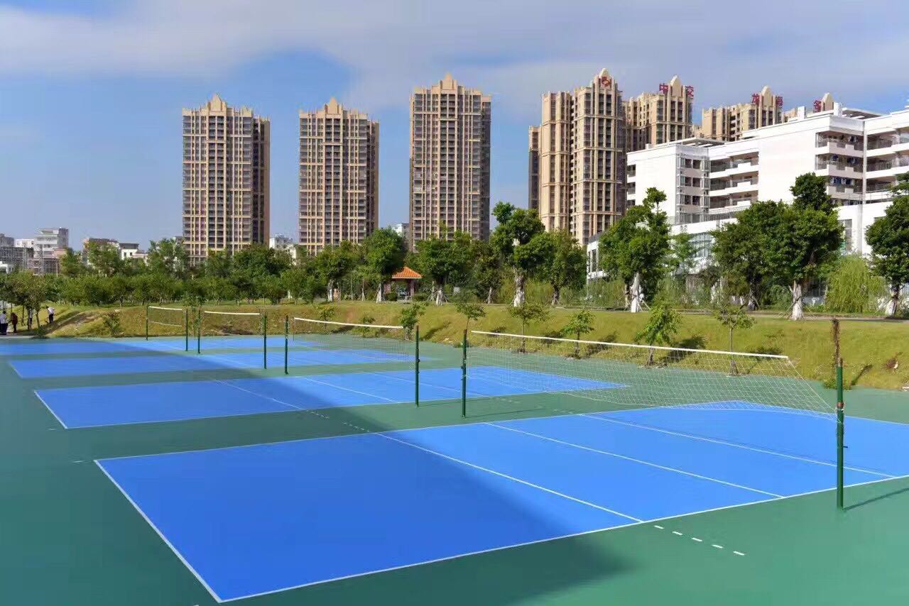 廣東湛江學院 <a href=http://www.pjhwys.cn target=_blank class=infotextkey>硅PU</a>球場