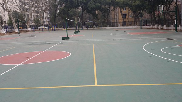 <a href=http://www.pjhwys.cn target=_blank class=infotextkey>硅PU</a>籃球場