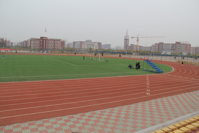 北京交通大學(xué)黃驊分校4*4<a href=http://www.pjhwys.cn target=_blank class=infotextkey>塑膠跑道</a>工程實(shí)例
