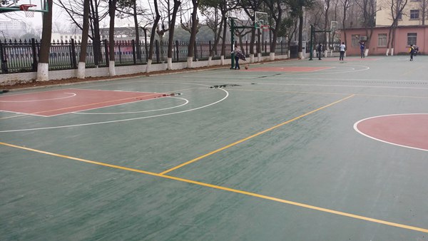 <a href=http://www.pjhwys.cn target=_blank class=infotextkey>硅PU</a>籃球場