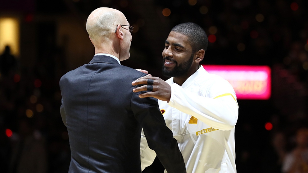 【NBA】鬧大了！聯(lián)盟總裁都催他打疫苗