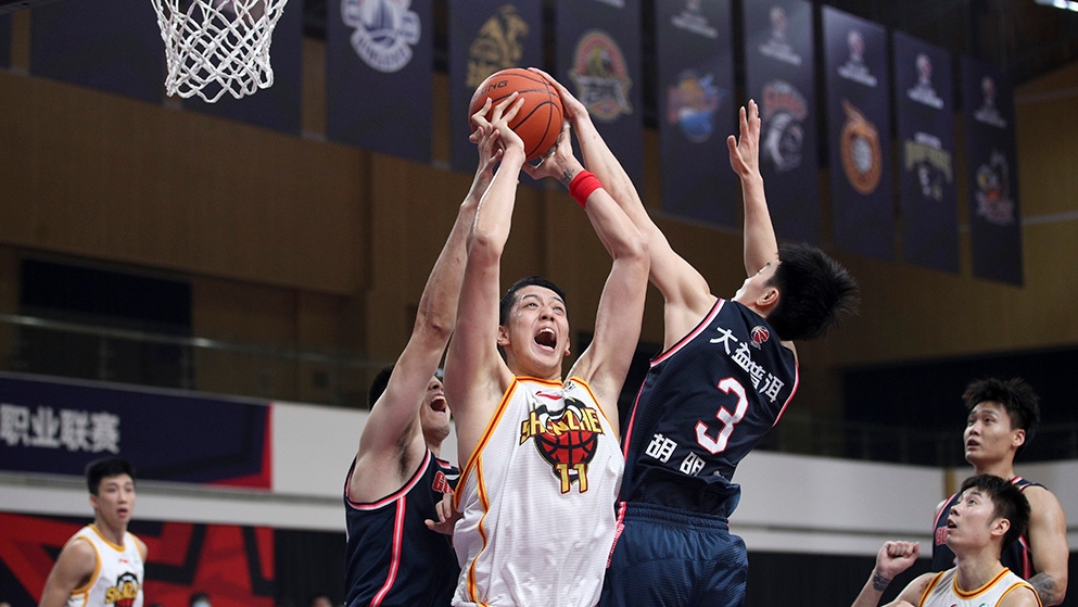 【CBA】虎豹相爭(zhēng)，廣東隊(duì)略勝一籌