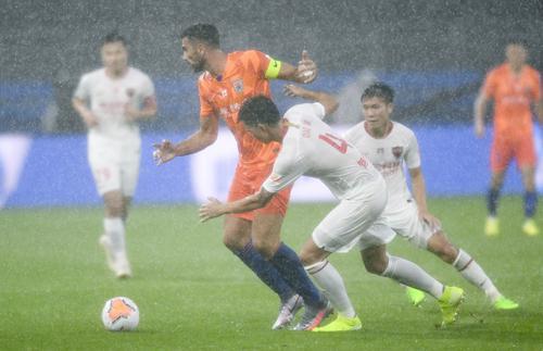【中超】一場暴雨大亂戰(zhàn)，換帥后的深足表現有改善嗎？