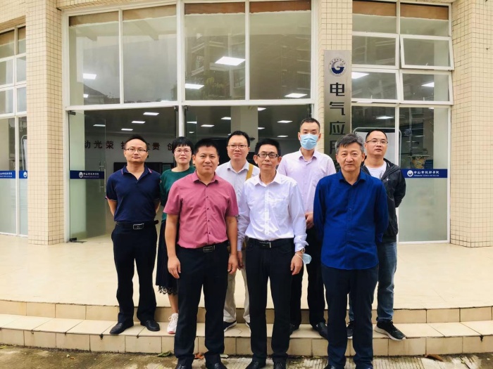 深入高校和企業(yè)調(diào)研 ，對接行業(yè)需求共促專業(yè)建設(shè)