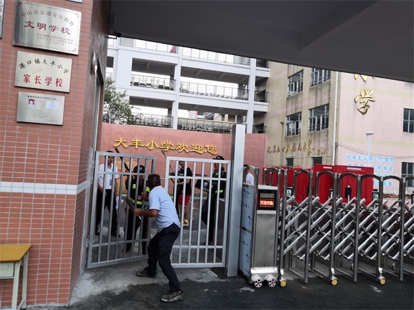 增強(qiáng)防暴反恐意識(shí) 齊心呵護(hù)幼苗成長