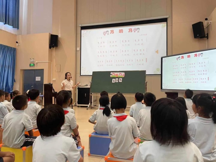 大涌鎮(zhèn)旗北小學(xué)開展音樂(lè)專家指導(dǎo)活動(dòng)