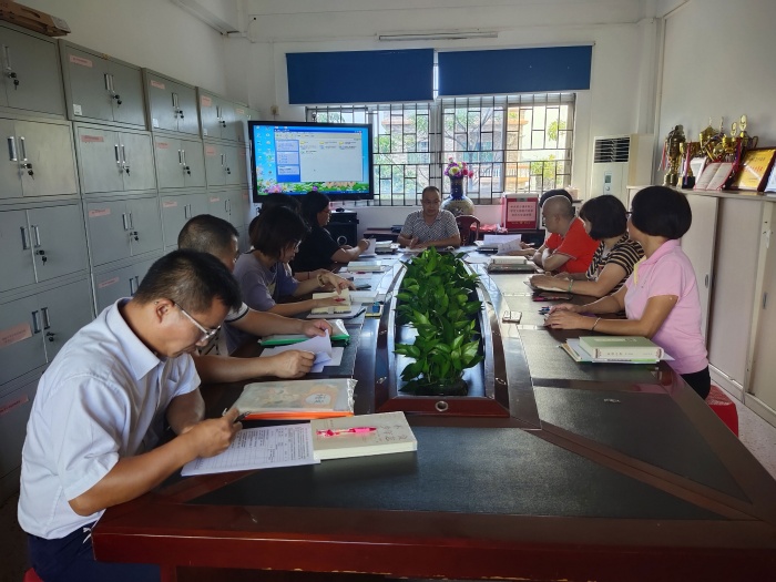 在培訓(xùn)中感悟，在感悟中成長