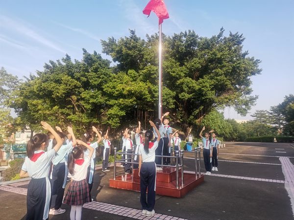 “請黨放心，強國有我”