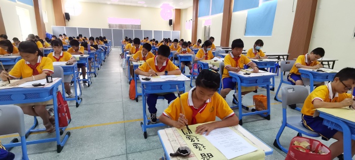 南朗小學(xué)：“喜迎國慶 祝福祖國”愛國主義主題書畫現(xiàn)場比賽活動