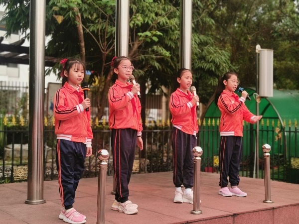 開發(fā)區(qū)中心小學(xué)舉行三八婦女節(jié)慶?；顒? width=