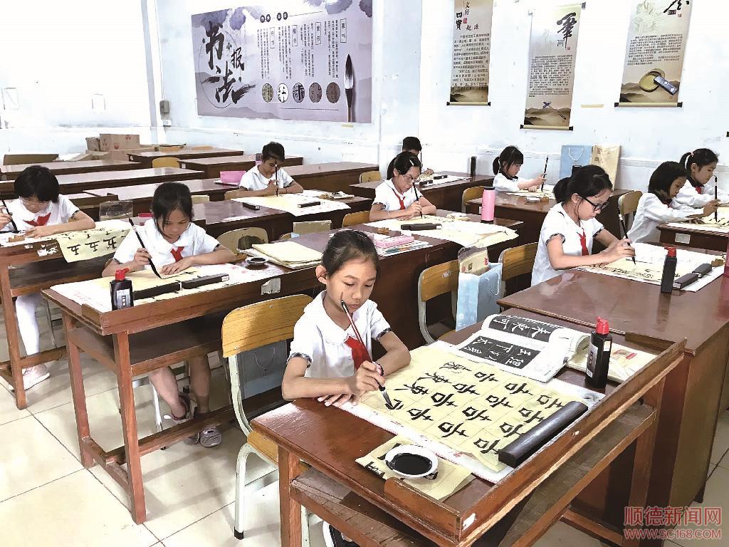黨建引領(lǐng)，社團(tuán)活動全員參與