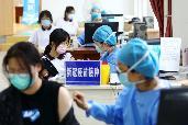 中秋國慶可以聚會旅行嗎？未接種疫苗不能進(jìn)入超市？官方回應(yīng)→