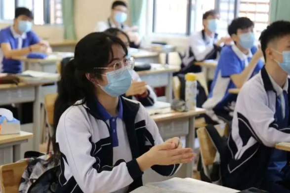 中小學(xué)制將變?yōu)椤?＋4”模式，教育部給出答復(fù)，家長可以放心了