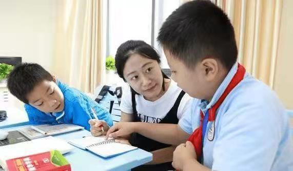 “教師工作滿三十年可提前退休”若成為現(xiàn)實(shí)，會(huì)有大量教師退休嗎