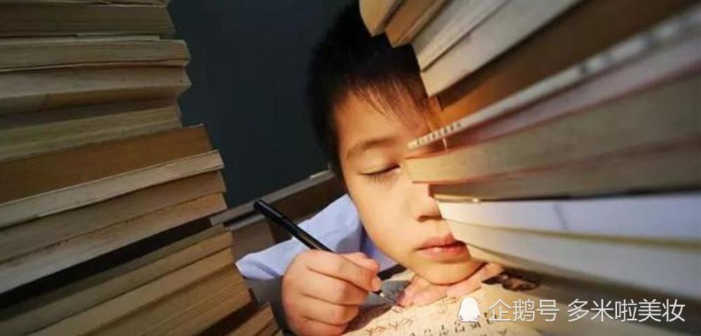 北大教授一針見(jiàn)血：當(dāng)前的教育雙軌制，成了家庭資源投入的無(wú)底洞