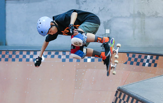  回天地區(qū)長(zhǎng)板平地花式公開(kāi)賽