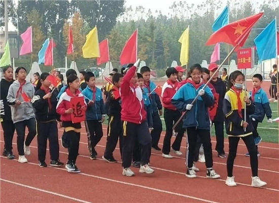 脈動(dòng)金秋，激情飛揚(yáng)！安泰小學(xué)<a href=http://www.pjhwys.cn target=_blank class=infotextkey>塑膠跑道</a>啟用典禮暨金秋體育節(jié)活動(dòng)