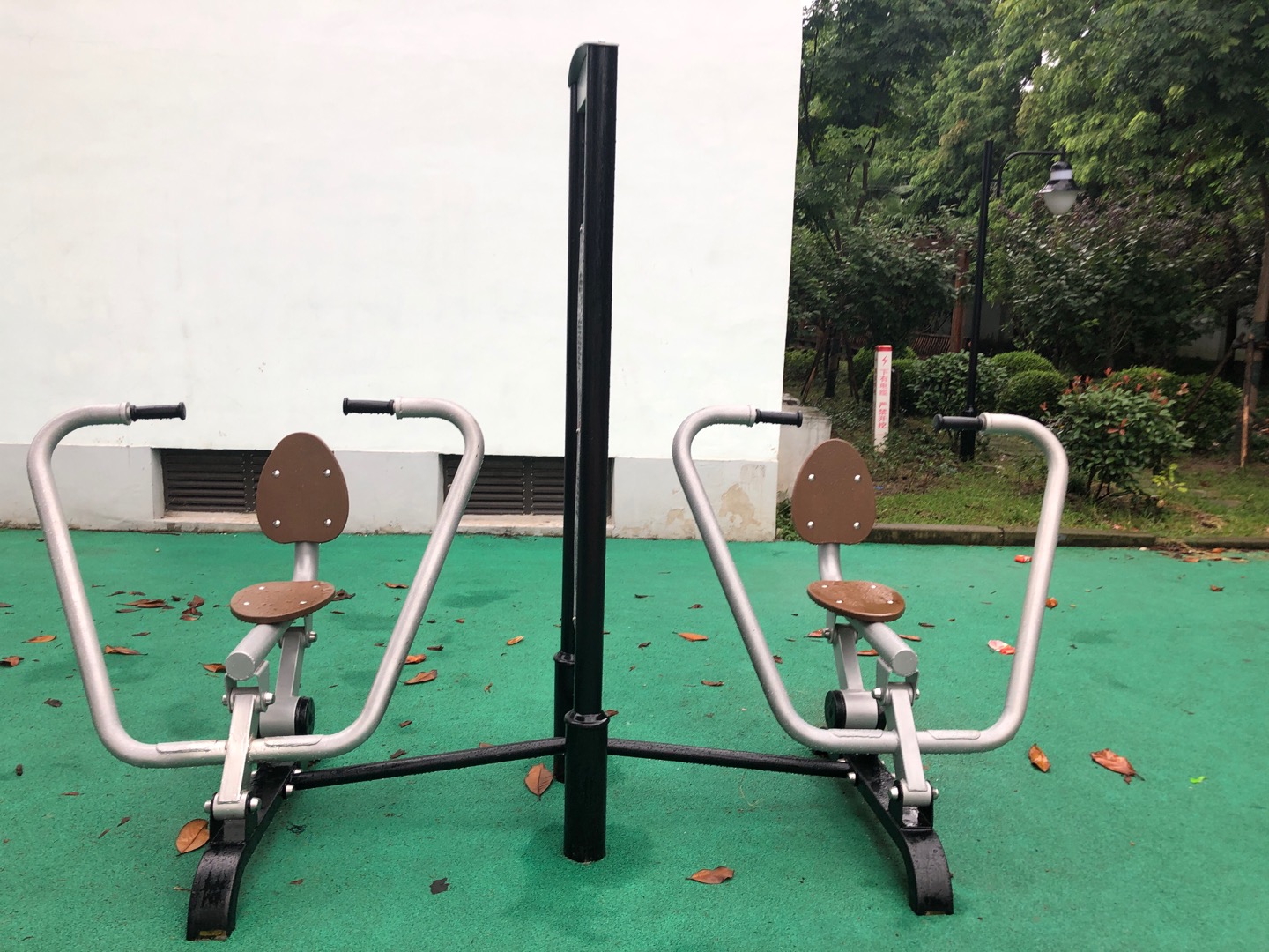 自重式平推訓(xùn)練器 自重式平推訓(xùn)練器