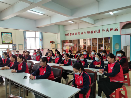 從“要我學(xué)”到“我要學(xué)”，爭做“學(xué)習(xí)達(dá)人”-------東升鎮(zhèn)教育線學(xué)習(xí)熱情持續(xù)升溫！676.png
